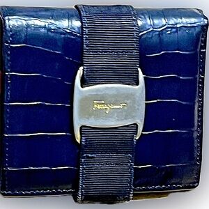 Salvatore Ferragamo Vara crocodile leather- vintage